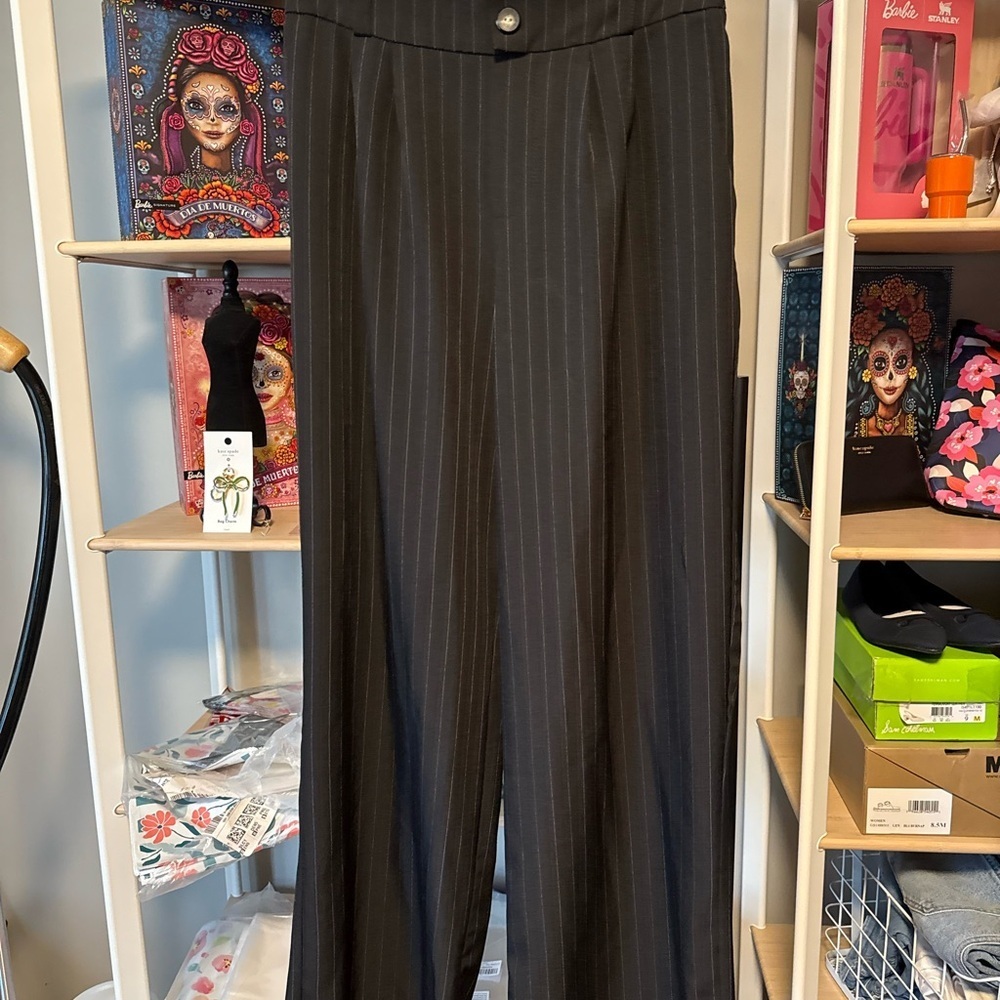 Tullea Women’s Pinstripe Trouser Pants – Size Large - Picture 3 of 5